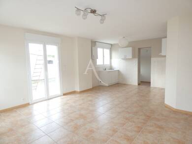 Maison à louer 670 € 4 pièces 3 chambres 73 m² 803 m² de terrain Romorantin Est Romorantin Lanthenay 41200
