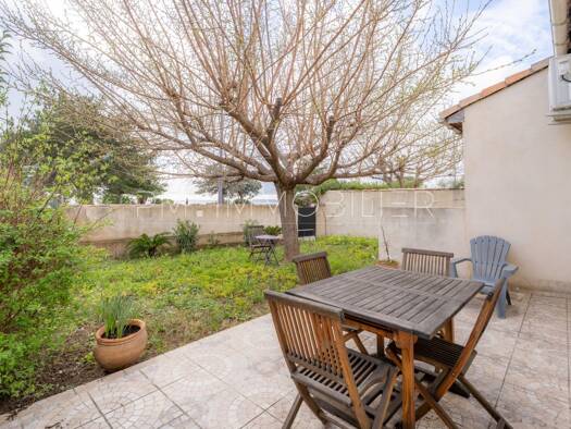 Villa à vendre 345 000 € 3 pièces 2 chambres 83 m² 250 m² de terrain Estroublans Vitrolles 13127