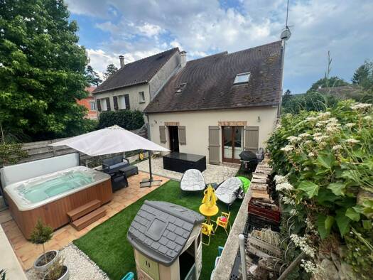 Maison à vendre 314 900 € 5 pièces 3 chambres 92 m² 214 m² de terrain Saint-Chéron 91530