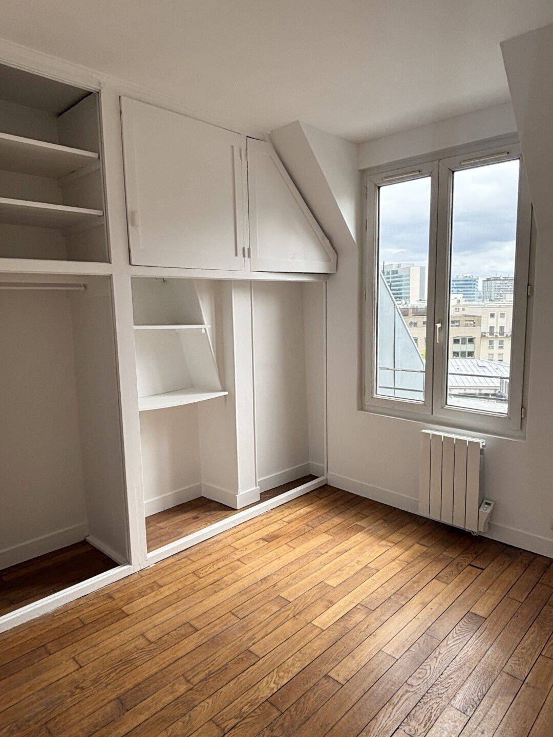 Maison à louer, 37m², COURBEVOIE