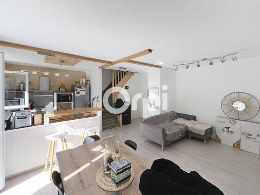 Duplex à vendre 159 900 € 4 pièces 3 chambres 81 m² Étage 1/2 Bouquet Brive-la-Gaillarde 19100