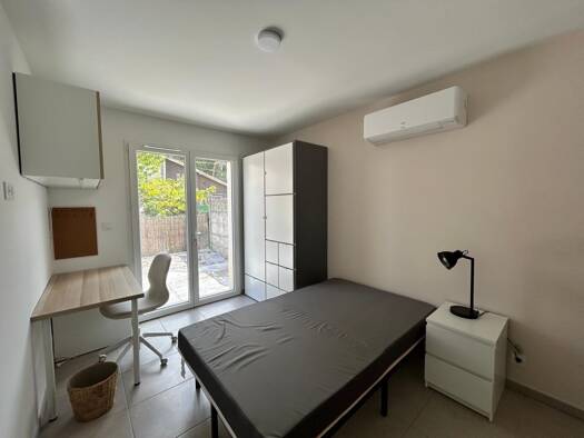 Appartement à louer 680 € 2 pièces 1 chambre 20 m² France-L'Alouette-Jean Bart Pessac 33600