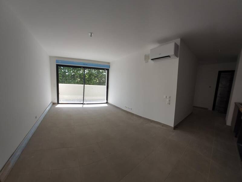 Maison à louer, 58m², AIMARGUES