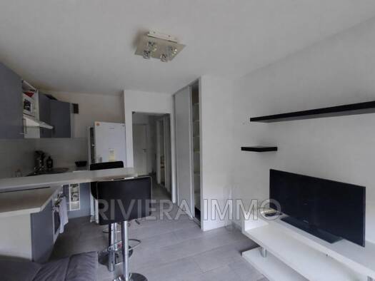 Studio à louer 700 € 1 pièce 19 m² RDC Dolce Farniente Le Cannet 06110