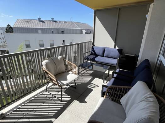 Studio à vendre 136 000 € 1 pièce 28 m² Étage 4/5 Centre Ville Saint-Priest 69800