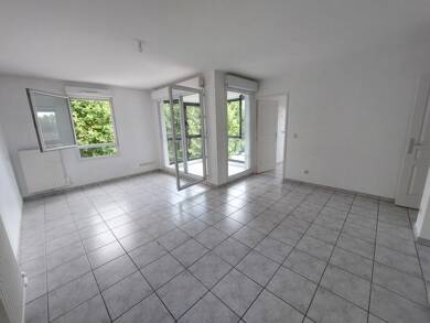 Appartement à louer 697 € 3 pièces 2 chambres 58 m² 4ème étage Villefranche sur Saone 69400