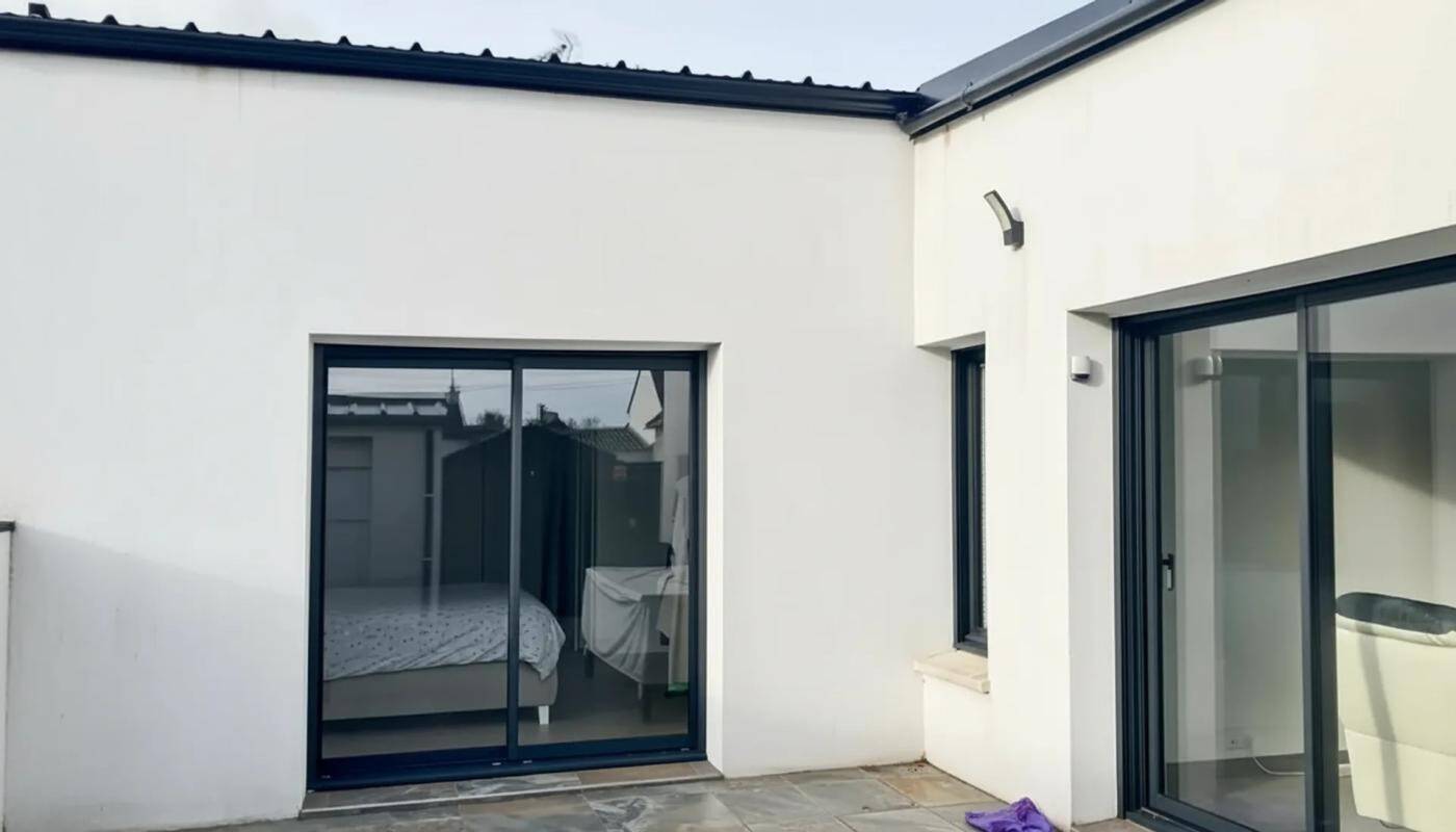 Maison à vendre, 109m², LOCQUELTAS
