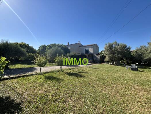 Maison à vendre 367 000 € 7 pièces 4 chambres 151 m² 1 152 m² de terrain Saint-Victor-la-Coste 30290