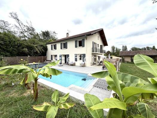 Maison de ville à vendre 385 000 € 6 pièces 5 chambres 274 m² 4 450 m² de terrain Habas 40290