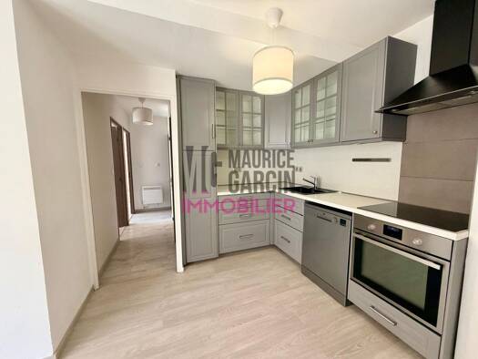 Appartement à vendre 120 000 € 3 pièces 2 chambres 59,07 m² Étage 1/3 Centre Ville Cavaillon 84300