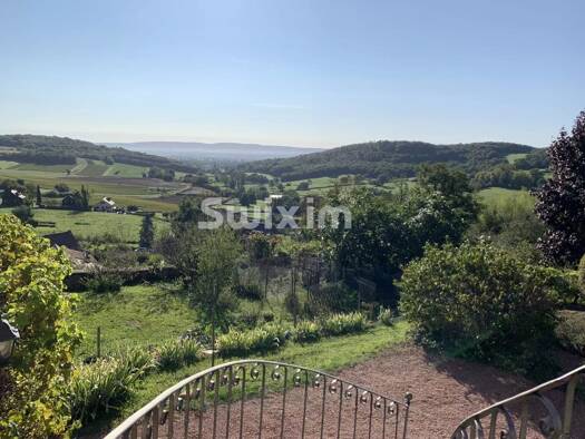Maison à vendre 790 000 € 10 pièces 7 chambres 300 m² 2 913 m² de terrain Culles-les-Roches 71460