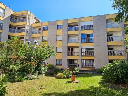 Appartement à vendre 99 000 € 3 pièces 2 chambres 65,6 m² RDC/4 Centre Ville-Cathédrale Évreux 27000