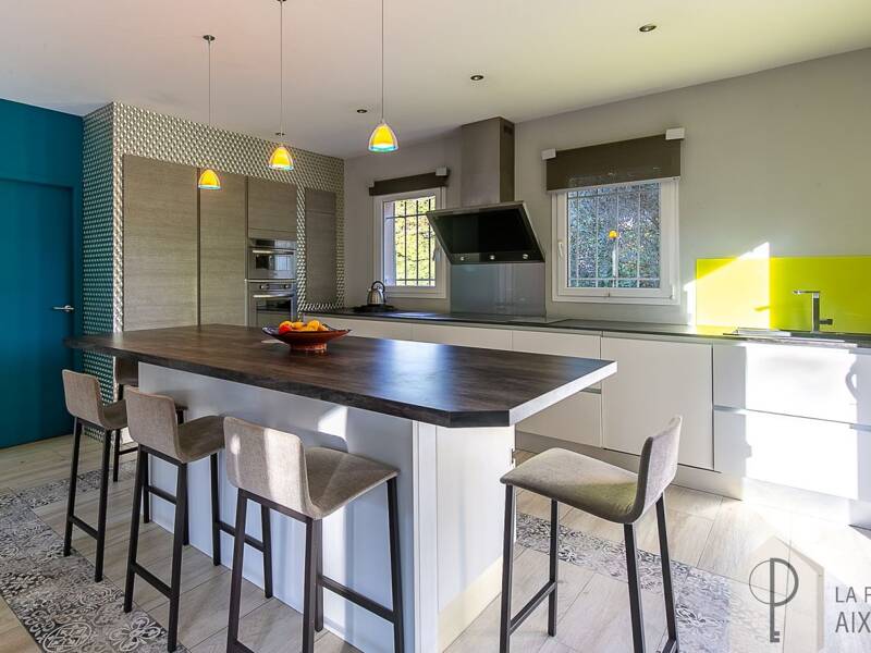 Maison à louer, 216m², AIX EN PROVENCE