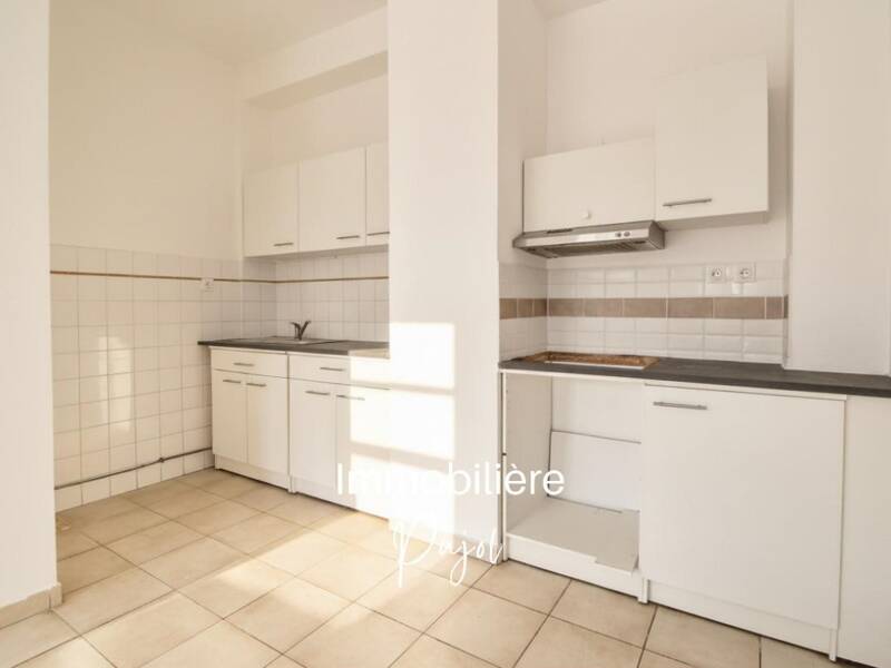 Maison à louer, 79m², MARSEILLE 2E