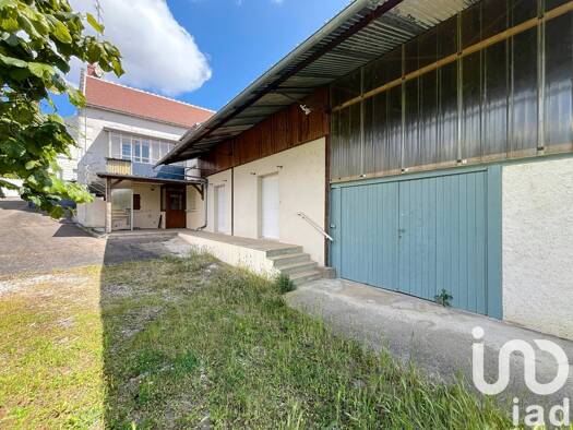 Maison à vendre 215 000 € 8 pièces 6 chambres 238 m² 987 m² de terrain Chisseaux 37150