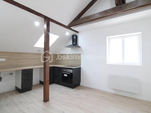 Appartement à louer 580 € 3 pièces 1 chambre 46 m² Étage 2/2 Bourg Neuf Mont-de-Marsan 40000