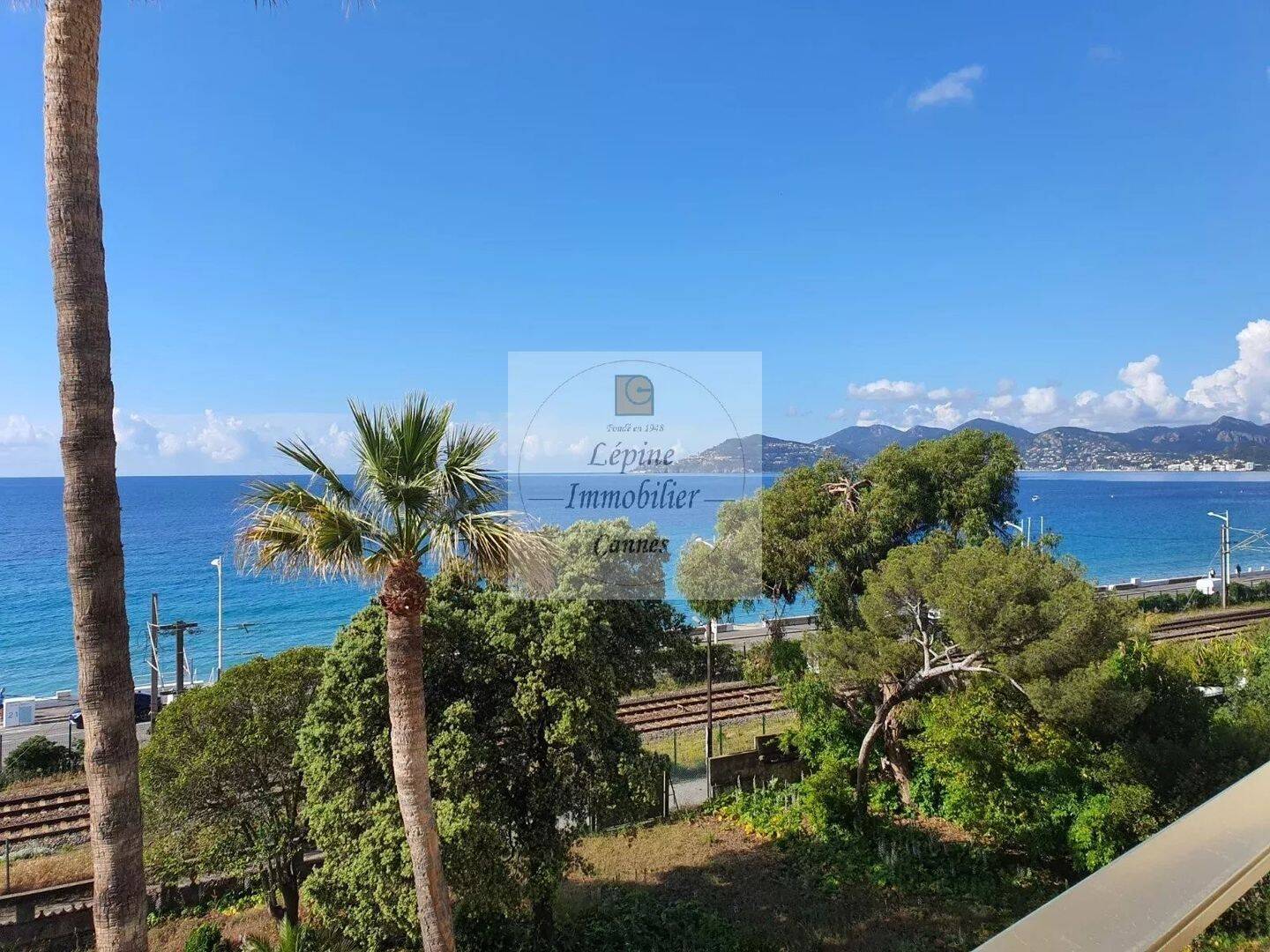 Maison à louer, 34m², CANNES LA BOCCA