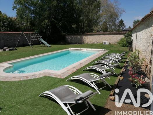 Maison à vendre 650 000 € 10 pièces 8 chambres 305 m² 1 127 m² de terrain Chailly-en-Bière 77930