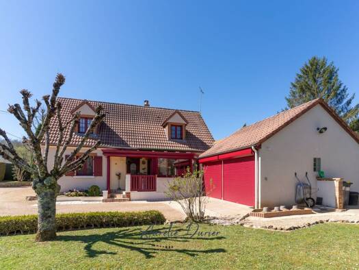 Maison à vendre 420 000 € 5 pièces 3 chambres 142 m² 1 180 m² de terrain Rochecorbon 37210