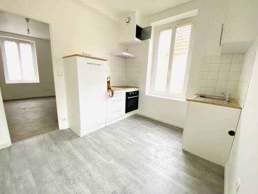Studio à louer 615 € 1 pièce 25 m² RDC/3 Bonnières-sur-Seine 78270