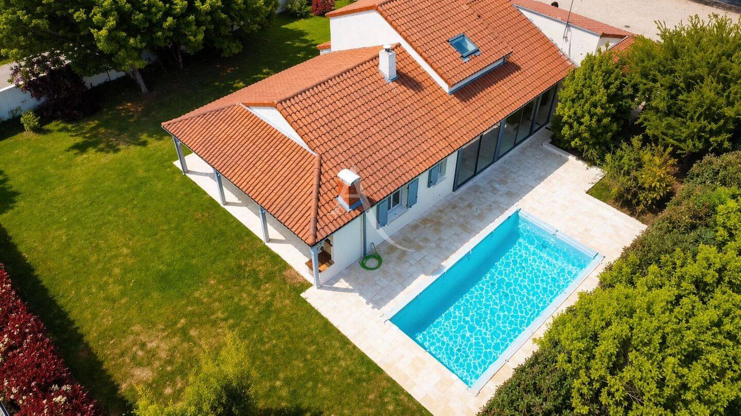 Maison à vendre, 147m², POITIERS