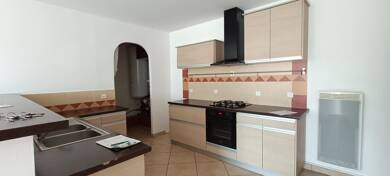 Appartement à louer 670 € 3 pièces 2 chambres 80,9 m² 2ème étage Feurs 42110