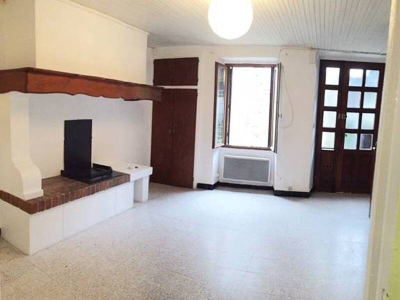 Maison à louer, 76m², VACQUIERES