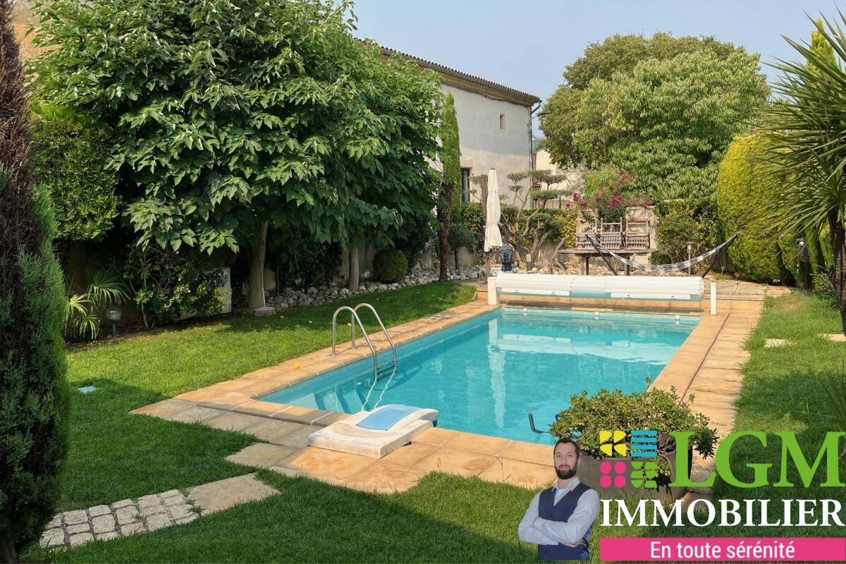 Maison à vendre, 181m², SAINT MAMERT DU GARD