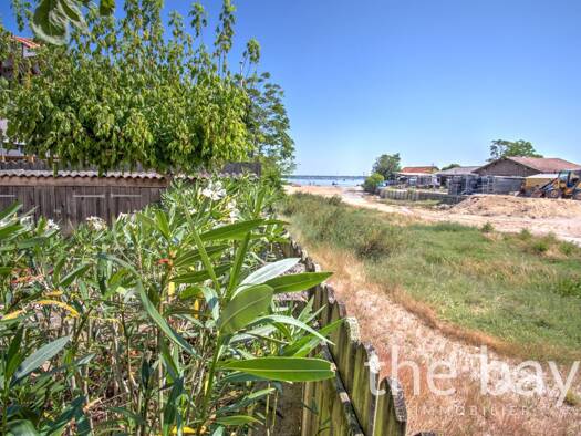 Appartement à vendre 892 000 € 4 pièces 3 chambres 69,7 m² RDC Centre Cap Ferret Lège-Cap-Ferret 33950