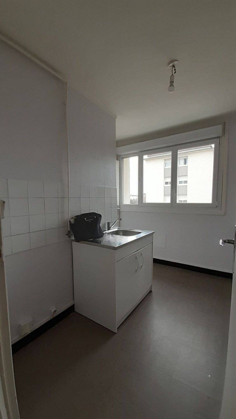 Maison à louer, 44m², VENISSIEUX