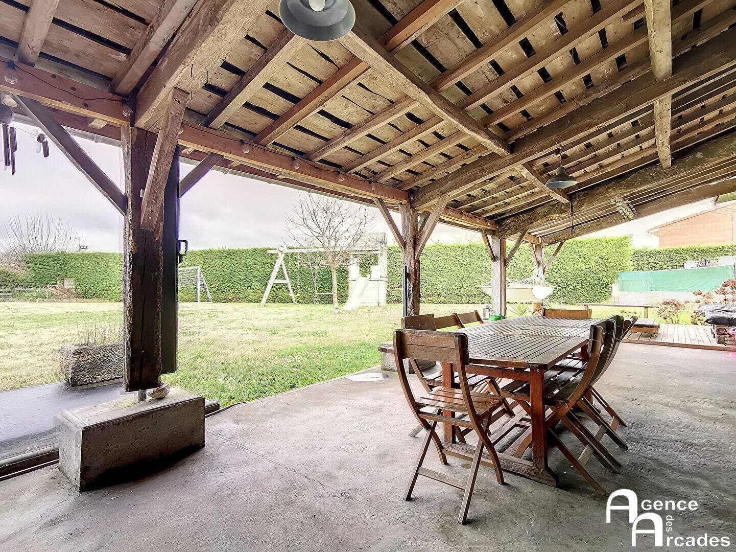 Maison à vendre, 440m², SAINT SULPICE ET CAMEYRAC
