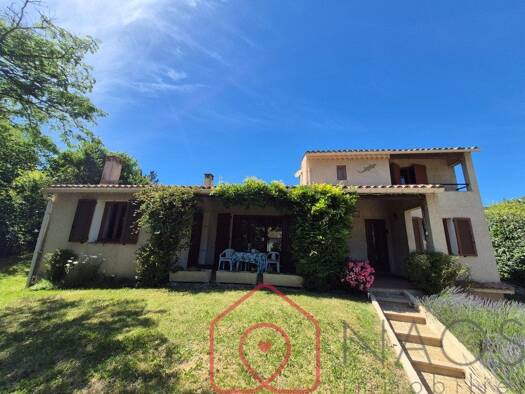 Maison à vendre 350 000 € 5 pièces 4 chambres 136 m² 1 735 m² de terrain Mane 04300