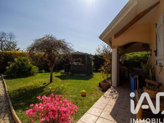 Maison de plain-pied à vendre 392 000 € 5 pièces 3 chambres 101 m² 732 m² de terrain Vielle-Saint-Girons 40560