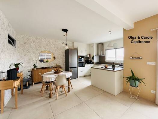 Appartement à vendre - Première occupation 439 000 € 3 pièces 2 chambres 104 m² Étage 2/2 Le Cap d'Agde Agde 34300