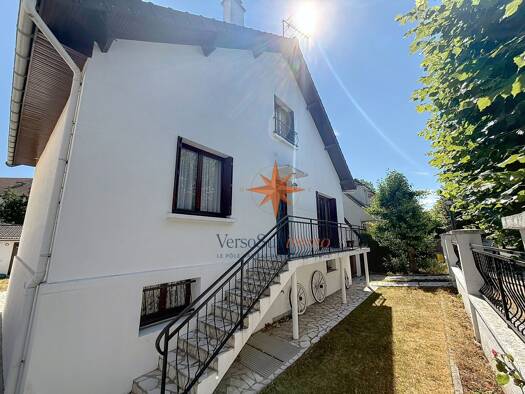Maison à vendre 420 000 € 5 pièces 3 chambres 98 m² 388 m² de terrain Prés de Noisy-Marx Dormoy Gournay-sur-Marne 93460