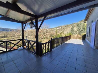Maison à vendre 228 975 € 8 pièces 5 chambres 258 m² 900 m² de terrain St Gery Vers 46330