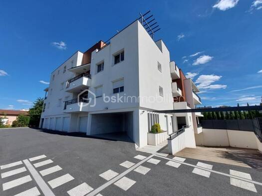 Appartement à vendre 226 000 € 3 pièces 2 chambres 65 m² Étage 2/3 Anatole France Clermont-Ferrand 63000