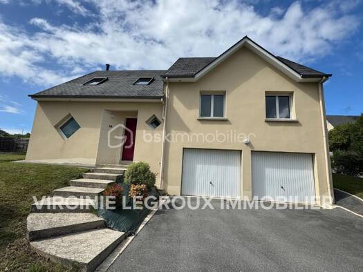 Maison à vendre 208 500 € 6 pièces 4 chambres 127 m² Saint-Pierre-la-Cour 53410