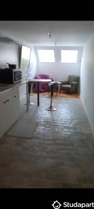 Appartement à louer 500 € 2 pièces 29 m² 2ème étage disponible à partir du 05/07/2025 Centre Ville-Saint Léonard-Notre-Dame Alençon 61000