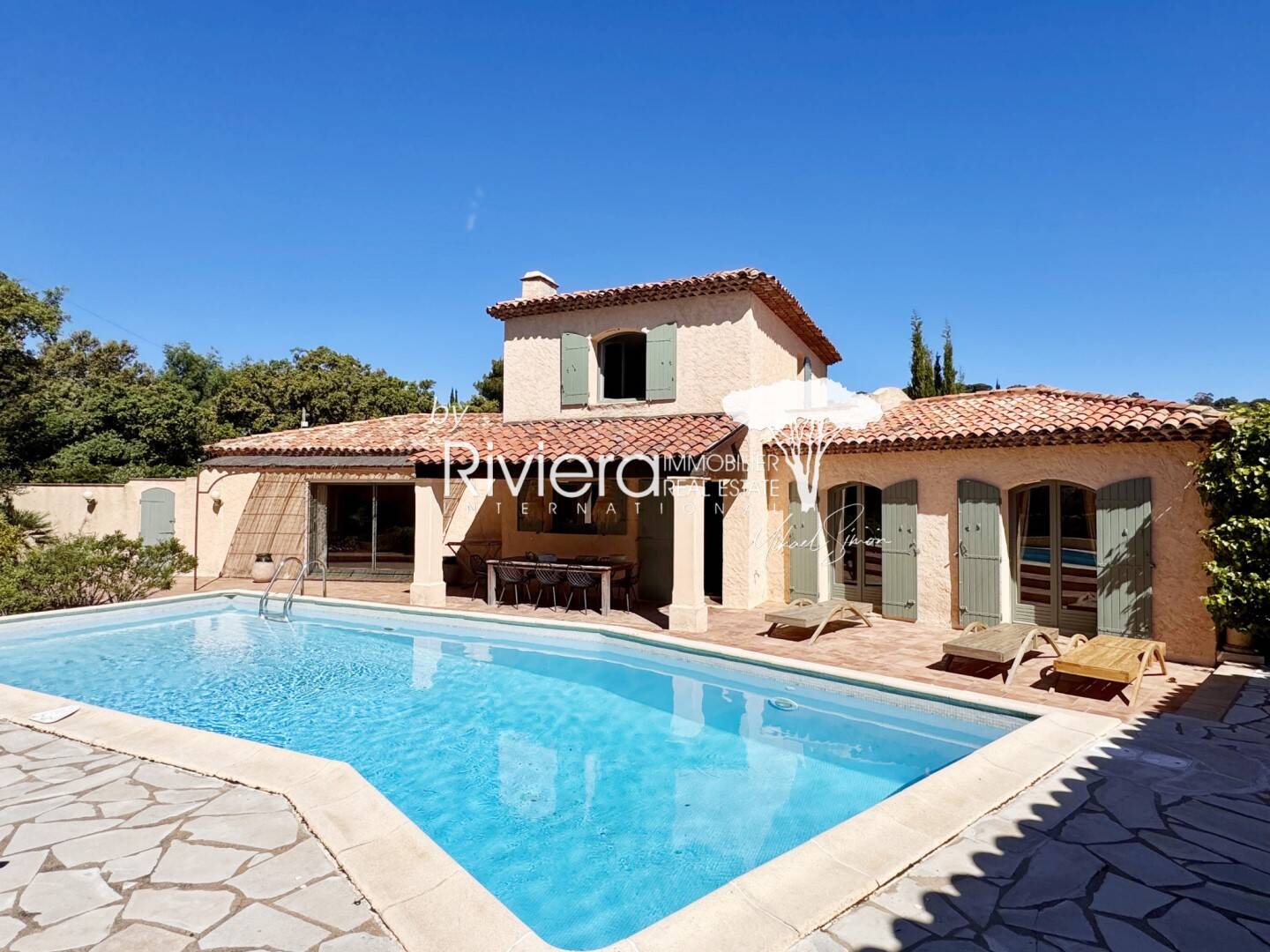 Maison à vendre, 154m², LA CROIX VALMER