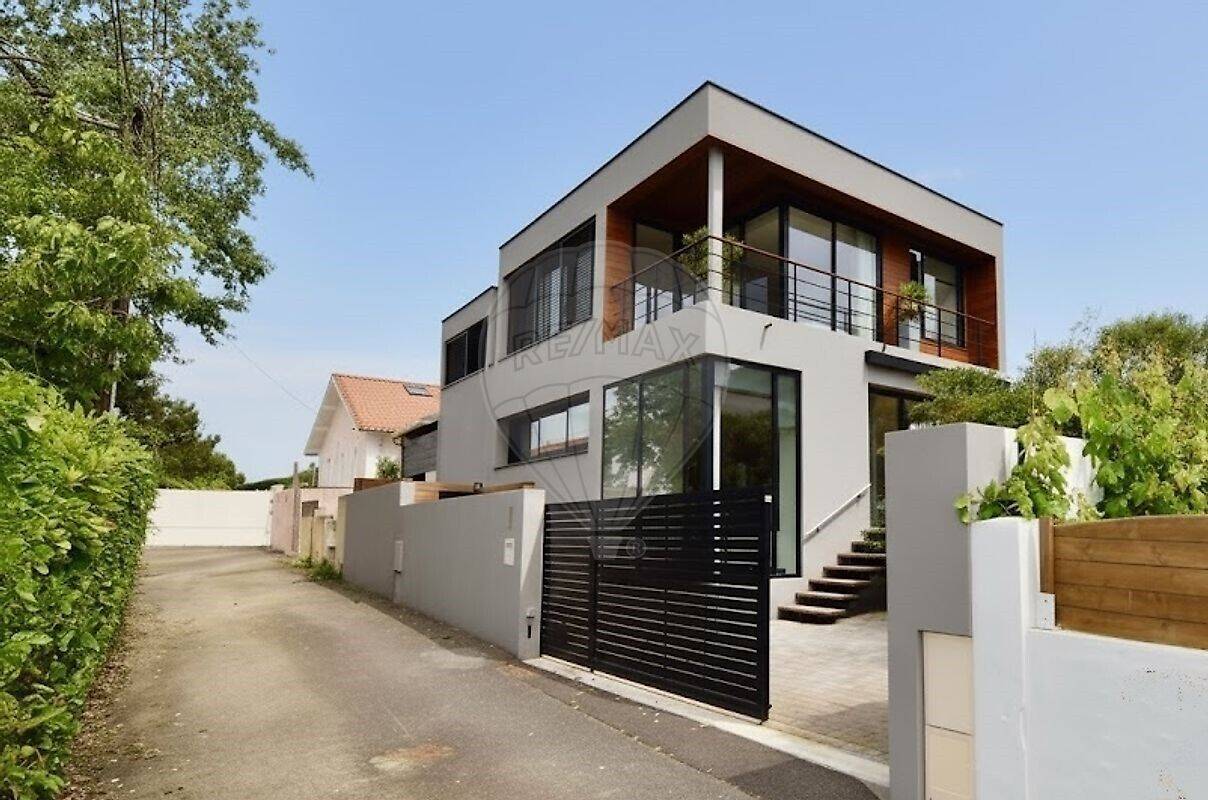 Maison à vendre, 175m², VAUX SUR MER