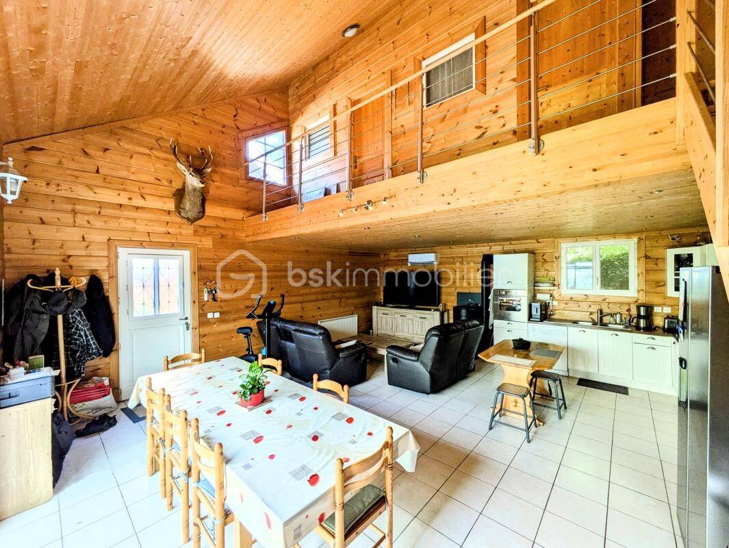 Maison à vendre, 130m², ENTRECASTEAUX