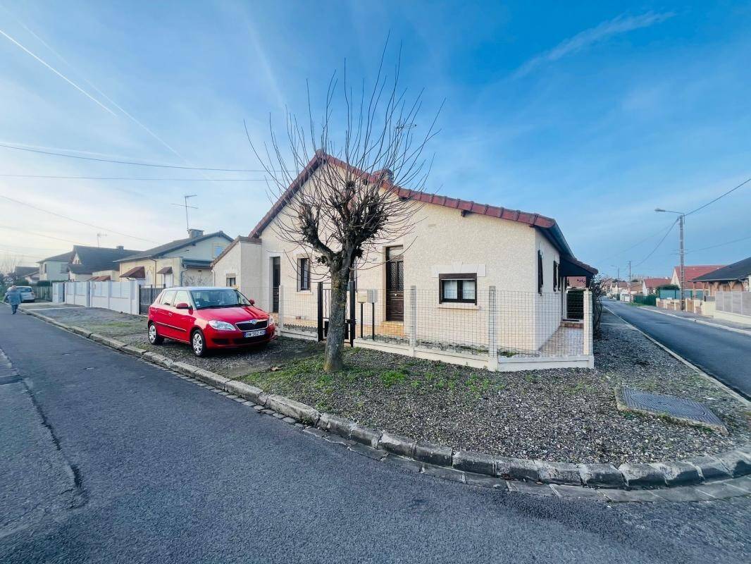 Maison à vendre, 123m², MONTESCOURT LIZEROLLES