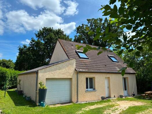 Maison à vendre 324 000 € 6 pièces 4 chambres 106,29 m² 544 m² de terrain Est Sud Vaux-le-Pénil 77000