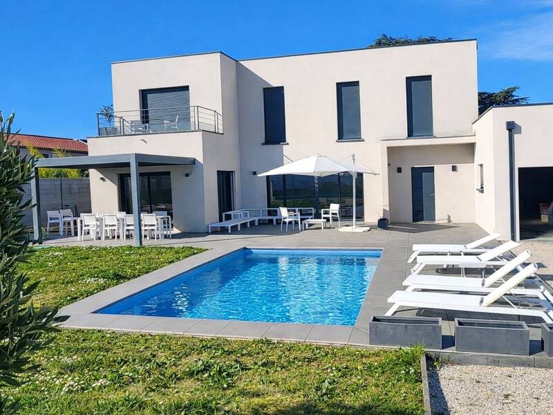 Maison à vendre, 200m², LA TOUR DE SALVAGNY