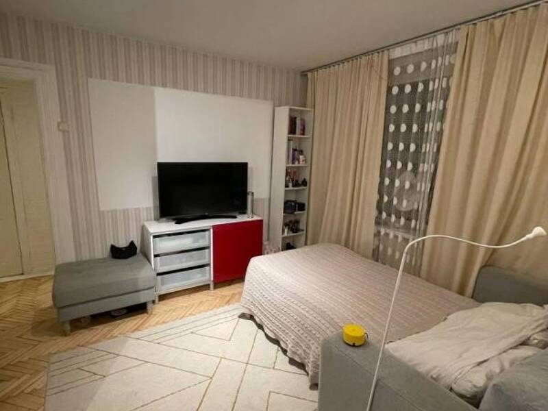 Maison à louer, 24m², PARIS 11E