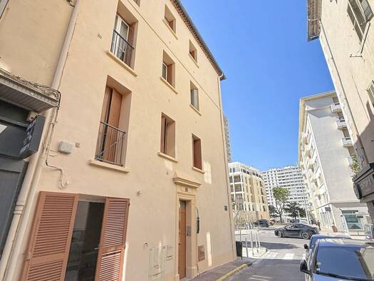 Immeuble à vendre 390 000 € 69 m² Mourillon-Centre Toulon 83000