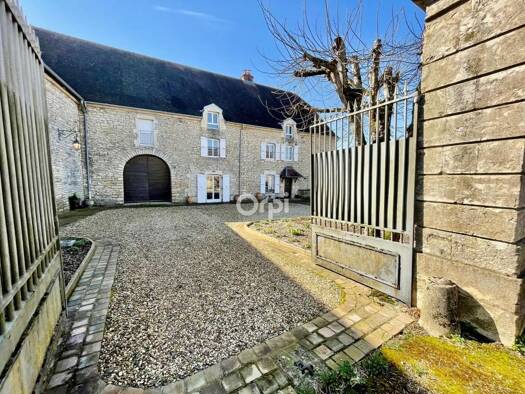 Demeure à vendre 485 000 € 5 pièces 3 chambres 285 m² 6 330 m² de terrain Autrey-lès-Gray 70100