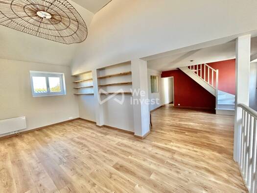 Duplex à vendre 249 000 € 7 pièces 4 chambres 121 m² 1er étage Orphin 78125