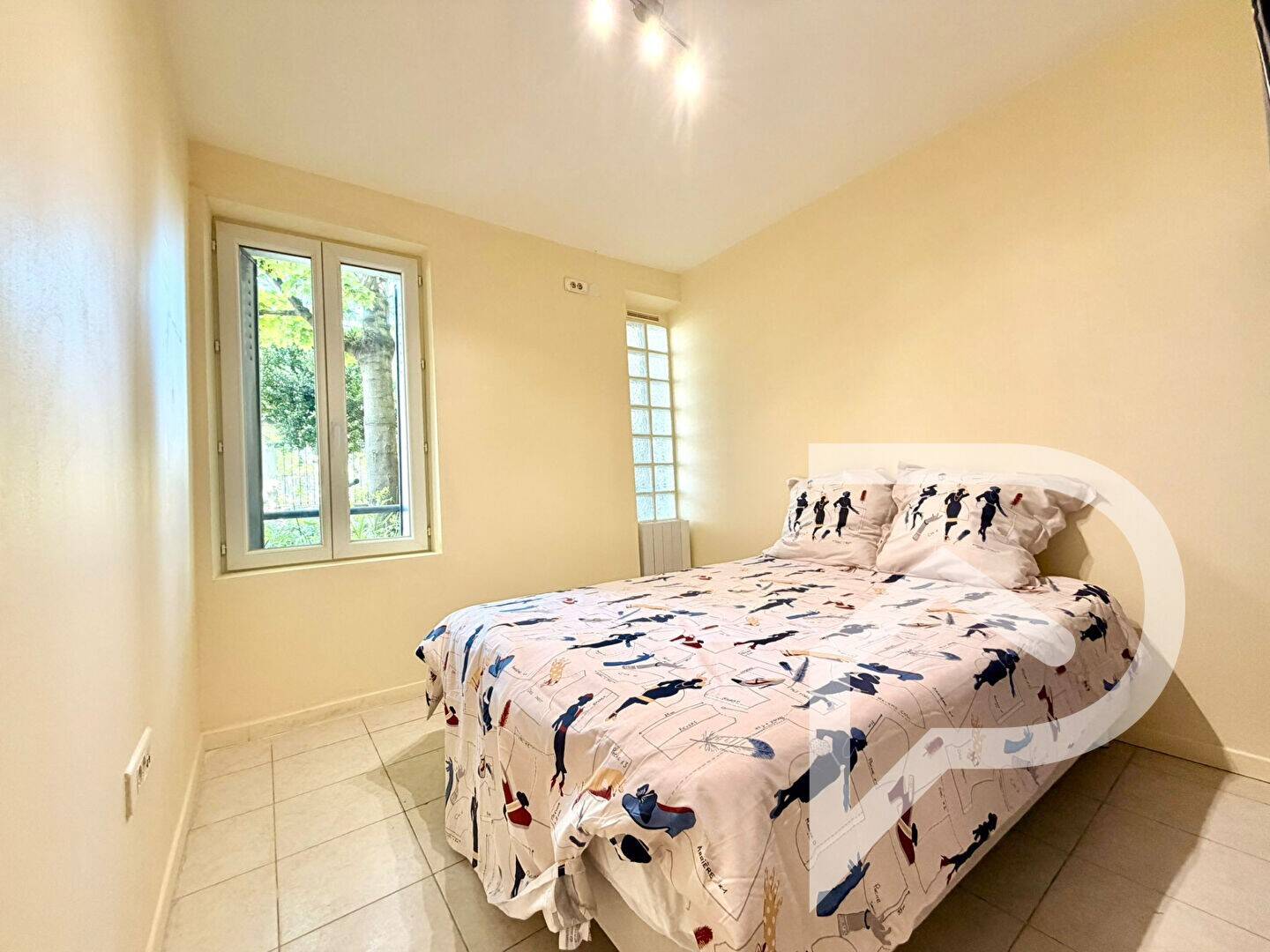 Maison à louer, 32m², VITRY SUR SEINE